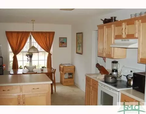 2 Concord Cir, Pooler, GA 31322 photo 5