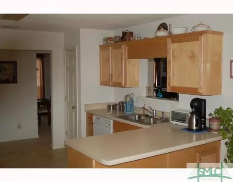 2 Concord Cir, Pooler, GA 31322 photo 8
