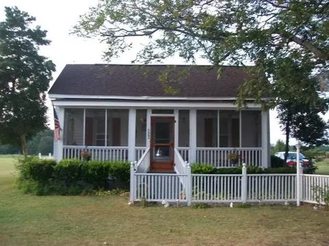 5662 Pine St, Bailey, NC 27807 photo 1