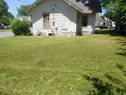 1200 Queen St, Wilson, NC 27893 photo 2