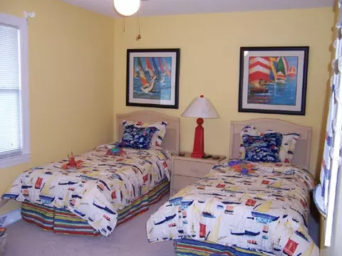 110 Emerald Dr, Emerald Isle, NC 28594 photo 7