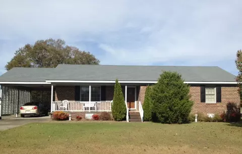 5220 Daniel Dr, Bailey, NC 27807 photo 1