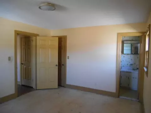 2009 E Longview Dr, Wilson, NC 27893 photo 8