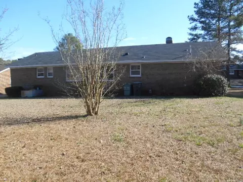 2009 E Longview Dr, Wilson, NC 27893 photo 2