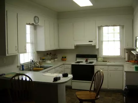 5804 Pine St, Bailey, NC 27807 photo 8