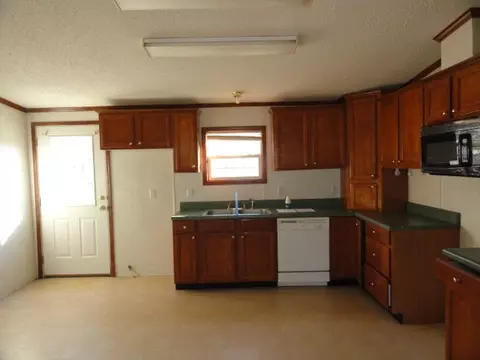 5007 NW Bear Trap Rd, Wilson, NC 27896 photo 3