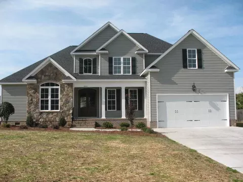 4802 N Bluff Pl, Wilson, NC 27896 photo 1