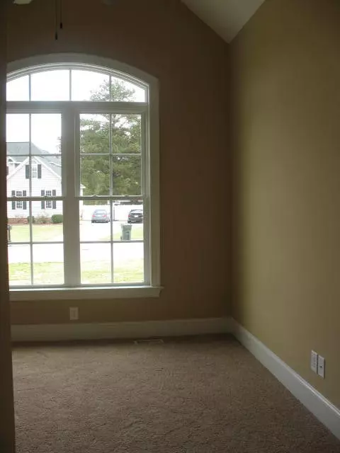 4802 N Bluff Pl, Wilson, NC 27896 photo 6