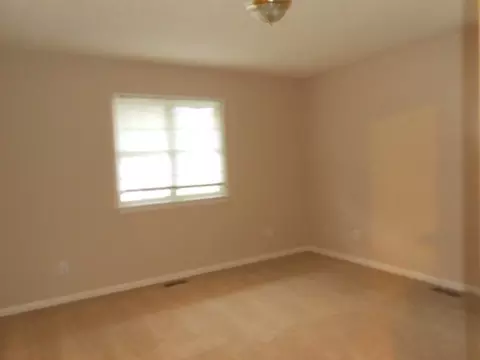 9378 Colonial Dr, Middlesex, NC 27557 photo 8