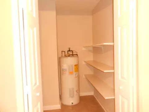 9378 Colonial Dr, Middlesex, NC 27557 photo 6