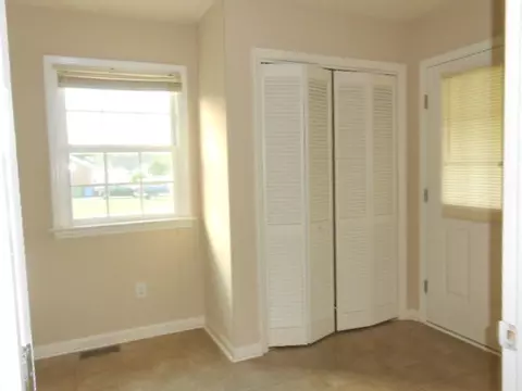 9378 Colonial Dr, Middlesex, NC 27557 photo 5