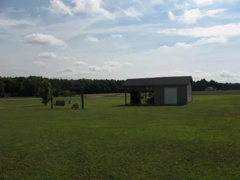 5437 Ernest Rd, Wilson, NC 27893 photo 2