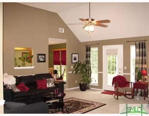 16 Gentry St, Pooler, GA 31322 photo 2