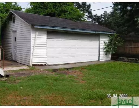 2312 E 39th St, Savannah, GA 31404 photo 3