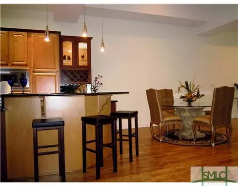 422 E Oglethorpe Ave, Savannah, GA 31401 photo 4