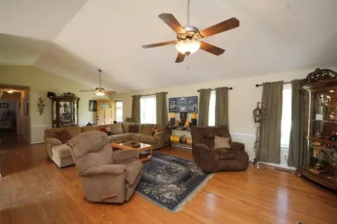 1905 Old Batten Rd, Selma, NC 27576 photo 3