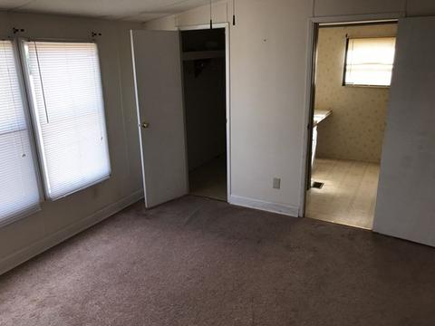 205 S Pointe Dr, Mount Olive, NC 28365 photo 7