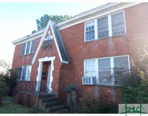 637 E 52nd St, Savannah, GA 31405 photo 2