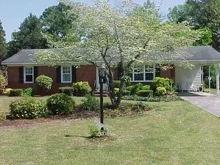 103 Pine Ln, Washington, NC 27889 photo 1