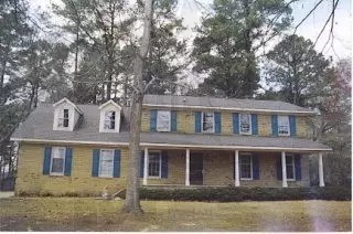 204 Stewart Dr, Washington, NC 27889 photo 1