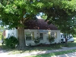 210 E 8th St, Washington, NC 27889 photo 1
