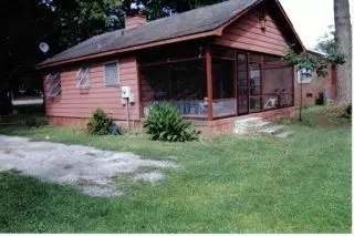 121 River Rd, Washington, NC 27889 photo 1