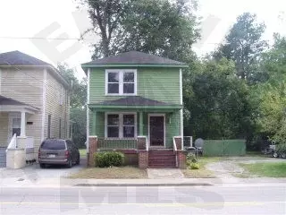 239 E 3rd St, Washington, NC 27889 photo 1