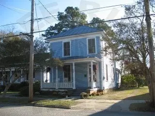 523 E Main St, Washington, NC 27889 photo 1