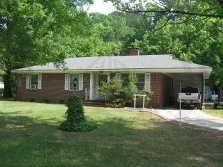 3020 John Small Ave, Washington, NC 27889 photo 1
