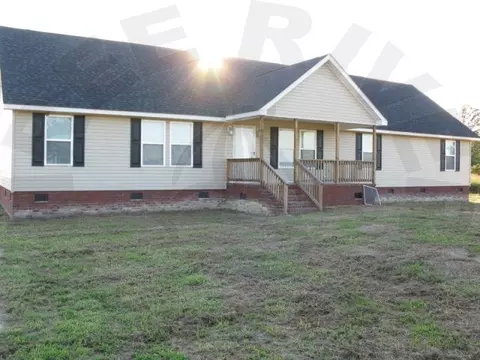 2639 Cherry Rd, Washington, NC 27889 photo 1