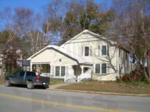 206 Carteret St, Bath, NC 27808 photo 1