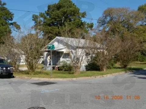 1040 E 6th St, Washington, NC 27889 photo 1