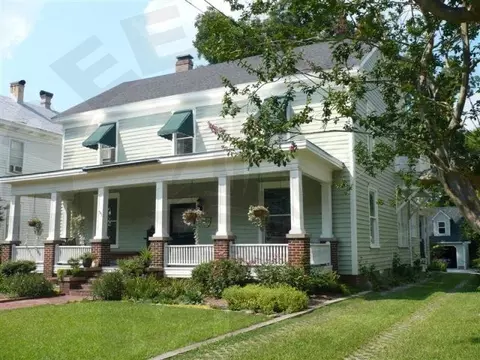 226 E Main St, Washington, NC 27889 photo 1