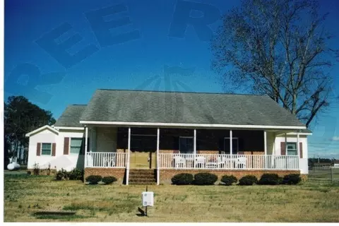 420 Craven St, Bath, NC 27808 photo 1