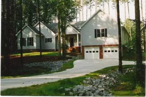 902 Potomac Dr, Chocowinity, NC 27817 photo 1