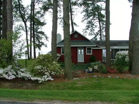 1086 Ross Rd, Bath, NC 27808 photo 1
