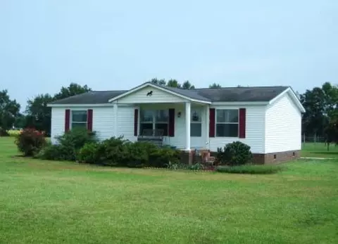 275 Carrow Rd, Chocowinity, NC 27817 photo 1