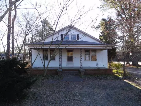 896 Biggs Rd, Washington, NC 27889 photo 1