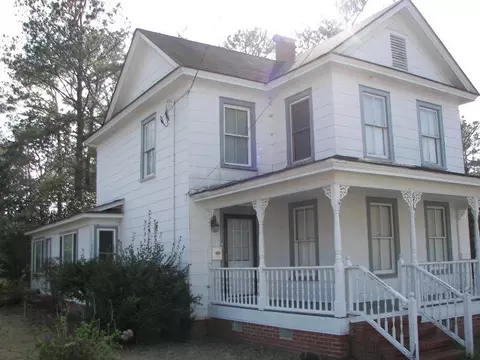 676 E Main St, Belhaven, NC 27810 photo 1