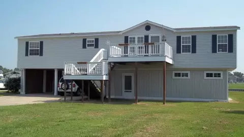 512 Bay Lake St, Chocowinity, NC 27817 photo 1