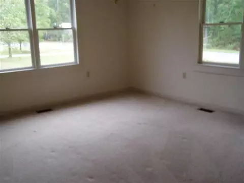 581 Post Rd, Bath, NC 27808 photo 3