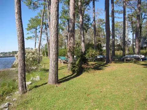 109 Forecastle Ct, Washington, NC 27889 photo 18