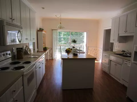 102 York Ct, Chocowinity, NC 27817 photo 6