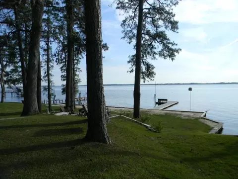 2297 Bay View Rd, Bath, NC 27808 photo 1
