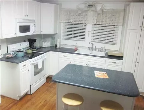 122 E 2nd St, Washington, NC 27889 photo 2
