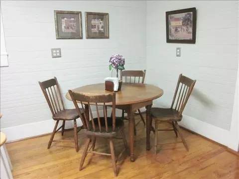 122 E 2nd St, Washington, NC 27889 photo 3