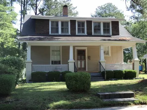 810 E 7th St, Washington, NC 27889 photo 1