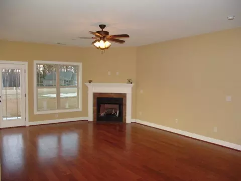 83 Dean Dr, Chocowinity, NC 27817 photo 3