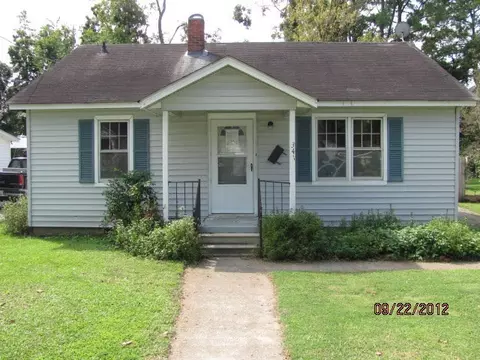 341 E 13th St, Washington, NC 27889 photo 1