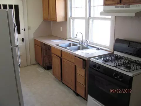 341 E 13th St, Washington, NC 27889 photo 2